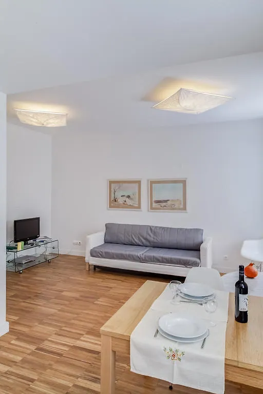 Hello Lisbon Bairro Alto Apartments