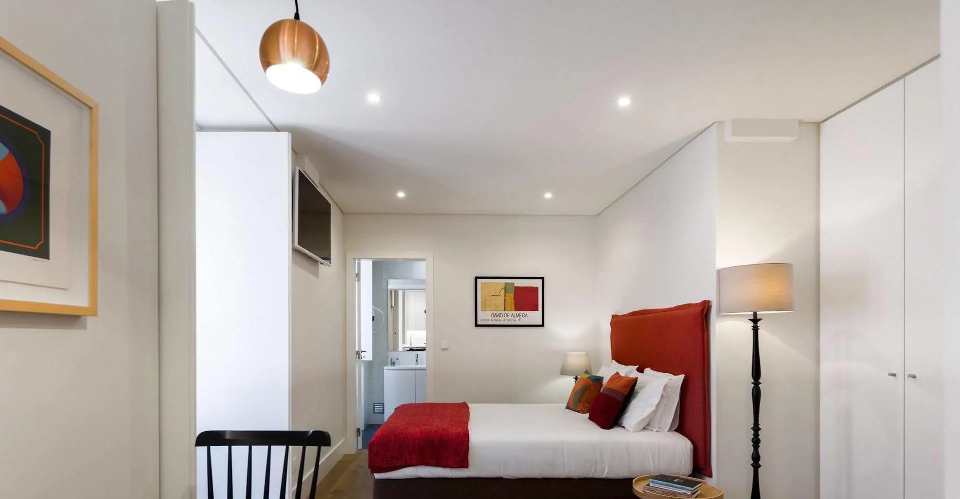 Hello Lisbon Bairro Alto Apartments
