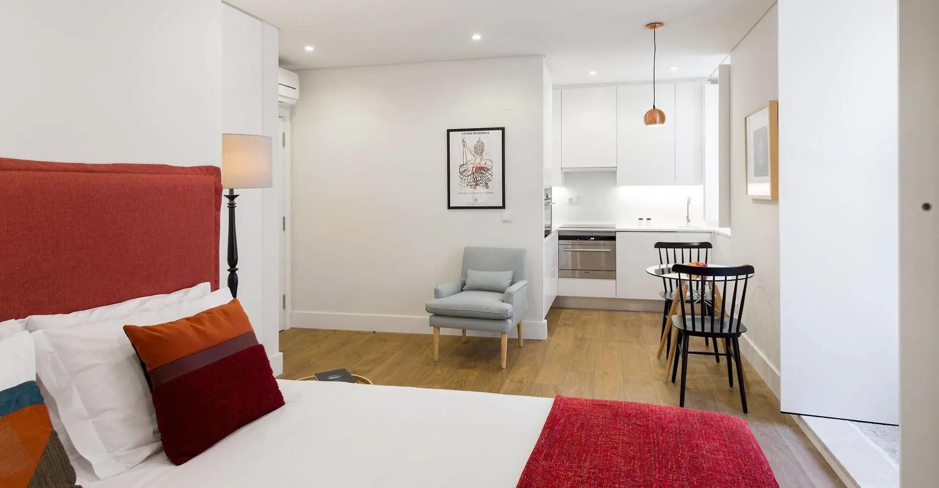 Hello Lisbon Bairro Alto Apartments