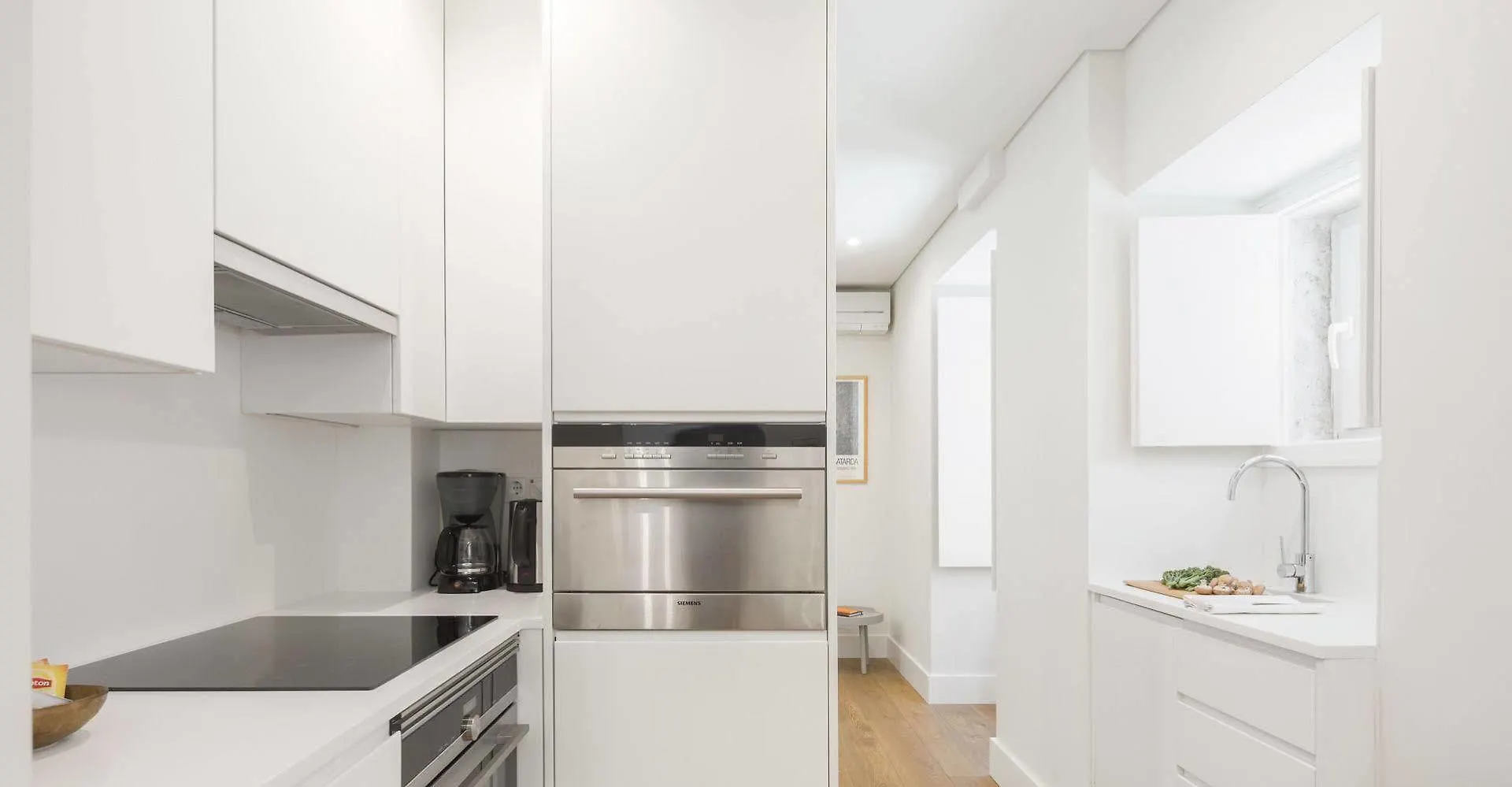 Hello Lisbon Bairro Alto Apartments