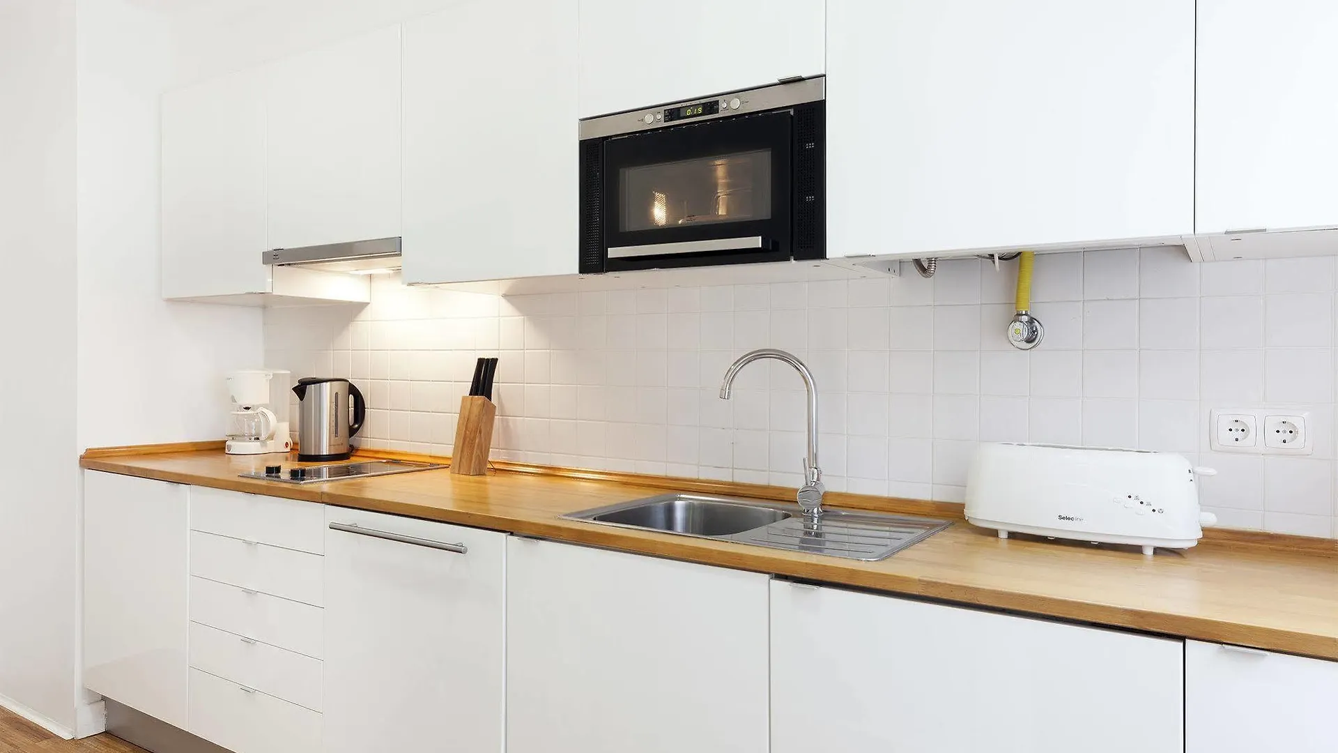 Hello Lisbon Bairro Alto Apartments