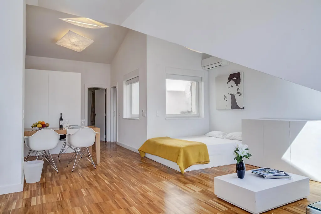 Hello Lisbon Bairro Alto Apartments